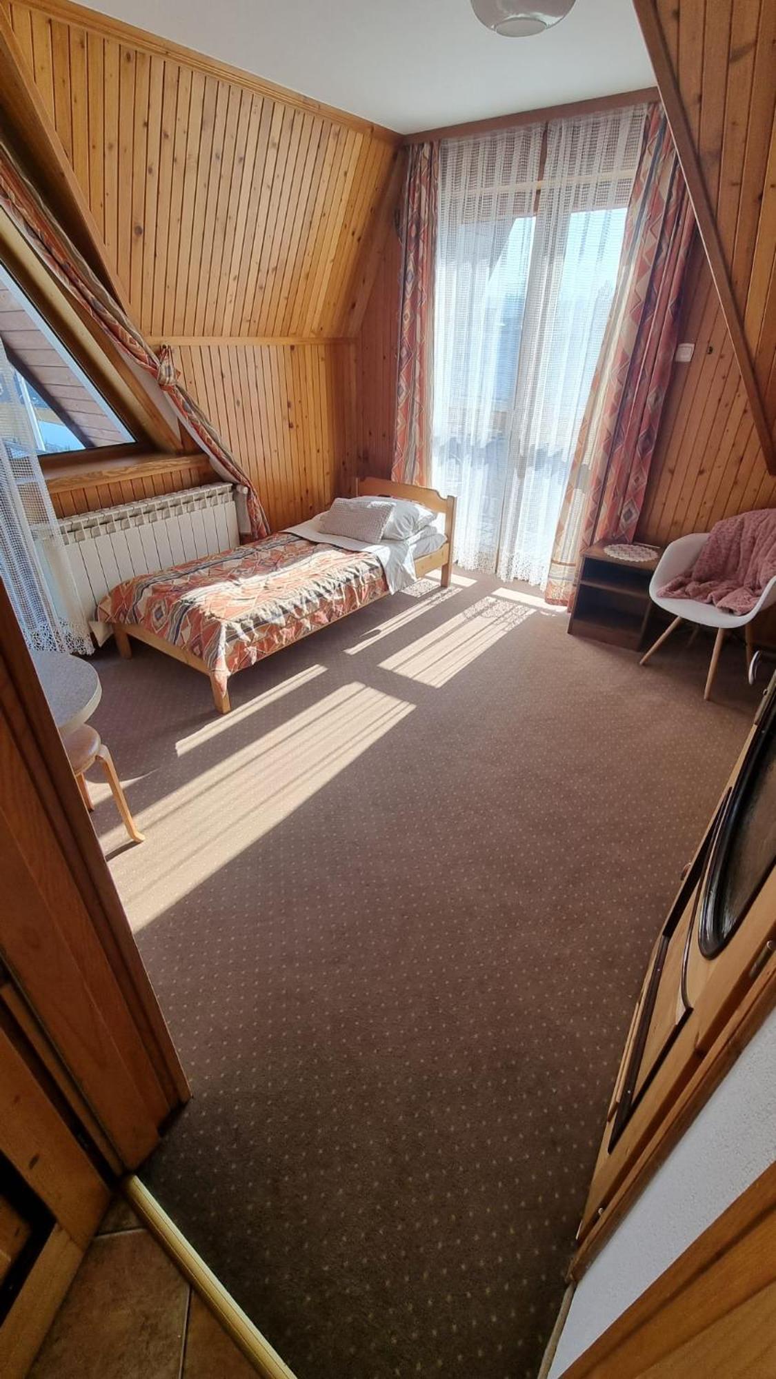 Dom Wypoczynkowy Jedrus Bialka Tatrzanska Exterior foto